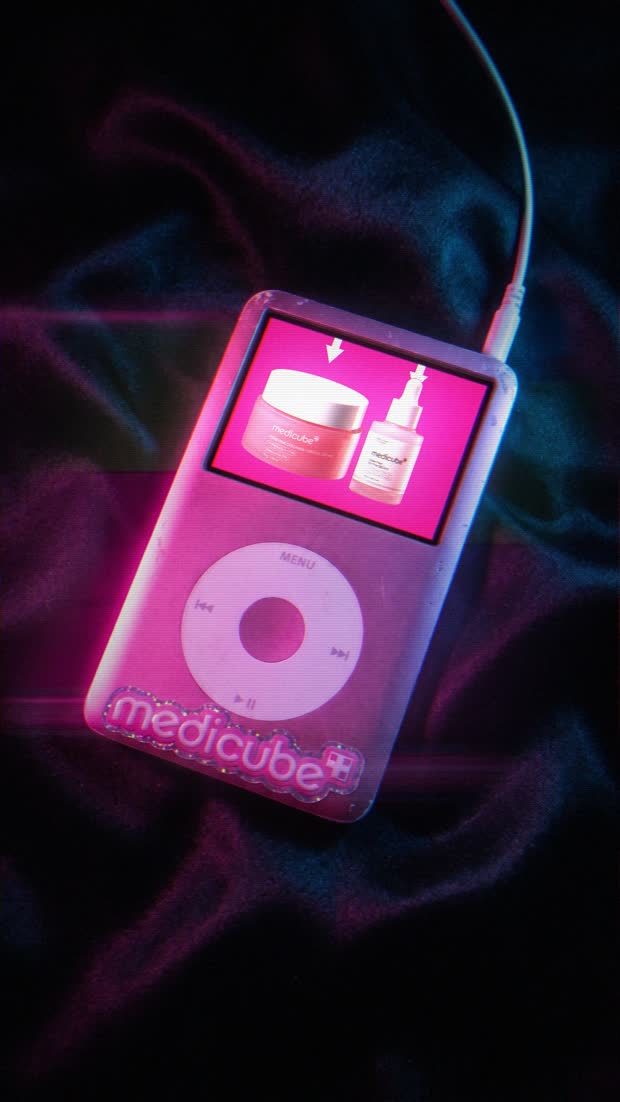the endcard, both products on pink